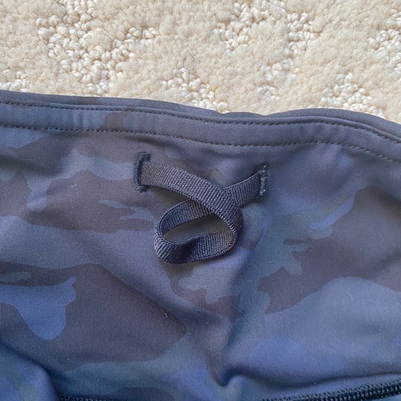 Lululemon leggings - Picture 6 of 6